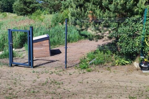 Segmentinės tvoros montavimas kokybiškos medžiagos
