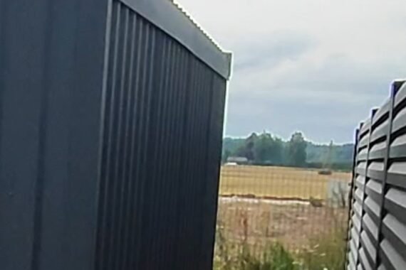 Skardinis laštakis stogui - vandens nutekėjimui