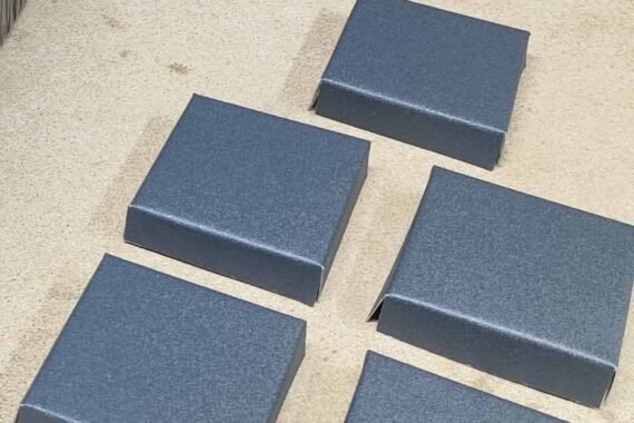 Tvoros stulpo skardinė kepurėlė iš cinkuotos skardos